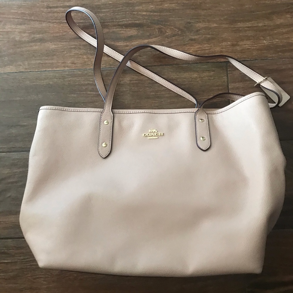 Leather Coach purse